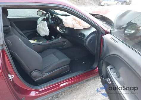 2017 Dodge Challenger Sxt from USA, damaged, VIN 2C3CDZAG7HH651929